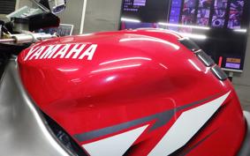 YAMAHA YZF-R1 2000