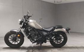 HONDA REBEL MC49