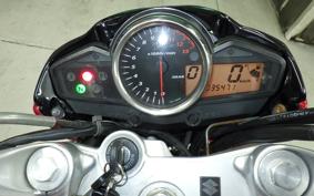 SUZUKI GSR250