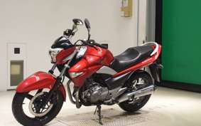 SUZUKI GSR250 1983