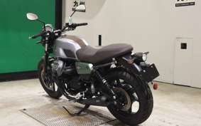 MOTO GUZZI V7 STONE 2021