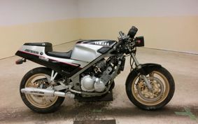 YAMAHA FZR250 2KR