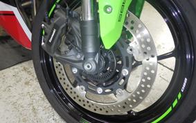 KAWASAKI ZX-25R 2022 ZX250E