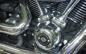HARLEY FLBS 1870 2023