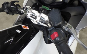HONDA VFR1200F DCT 2014 SC63