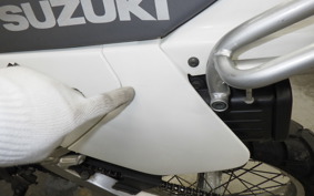 SUZUKI DJEBEL 250 XC SJ45A
