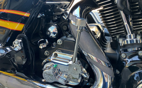 HARLEY FLHXSE CVO 2015 PXN