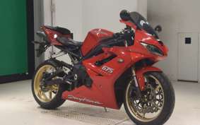 TRIUMPH DAYTONA 675 2009