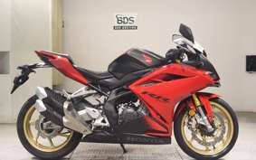 HONDA CBR250RR A 1996 MC51