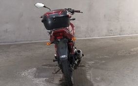 YAMAHA YBR125 RE05