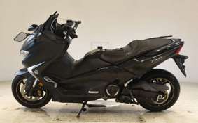 YAMAHA T-MAX 530 DX 2019 SJ15J
