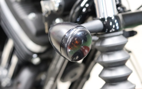 HARLEY XL883N 2017 LE2
