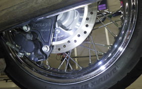 TRIUMPH BONNEVILLE 2004