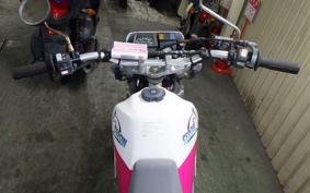 YAMAHA SEROW 225 W 4JG