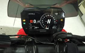 DUCATI STREETFIGHTER V4 S 2021