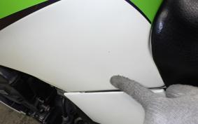 KAWASAKI GPZ900R NINJA 1998 ZX900A