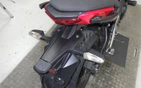 KAWASAKI ER600 N 2013
