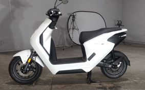 HONDA EM1 e: EF16