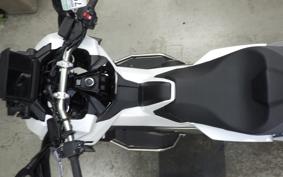 HONDA X-ADV 750 2025 RH21