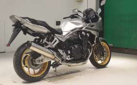 HONDA CB1300SB SUPER BOLDOR EP 2022 SC54