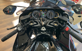 KAWASAKI ZRX1200 DAEG 2014 ZRT20D