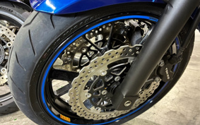 KAWASAKI ZRX1200 DAEG 2013 ZRT20D