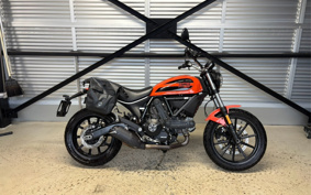 DUCATI SCRAMBLER SIXTY2 2017 KA00