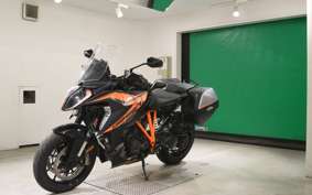 KTM 1290 SUPER DUKE GT 2019