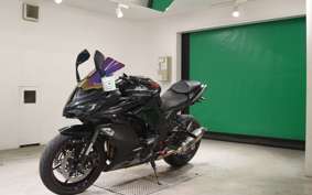 KAWASAKI NINJA 1000 A 2017 ZXT00W