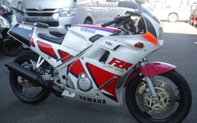YAMAHA FZR250 2KR