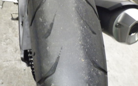 YAMAHA YZF-R15 2025