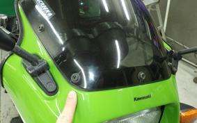 KAWASAKI GPZ750 1985 ZX750A