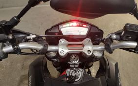 DUCATI HYPERMOTARD 820 2013 B201JA