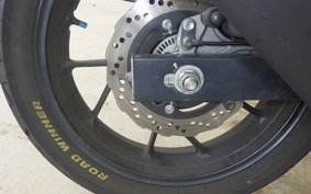 SUZUKI GSX250 R