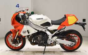 YAMAHA XSR900 GP 2024 RN96J
