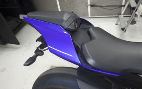 YAMAHA YZF-R1 2019