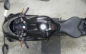 YAMAHA YZF-R7 2024 RM39J