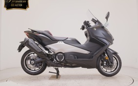 YAMAHA T-MAX 560 2026 SJ21J