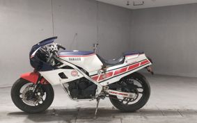 YAMAHA FZ400 R 46X