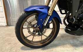 HONDA CB250R MC52