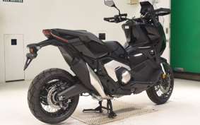 HONDA X-ADV 750 2026 RH21
