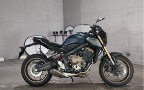 HONDA CB650R 2023 RH03