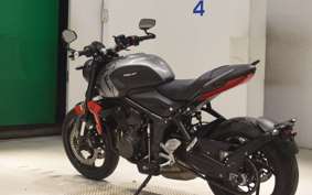 TRIUMPH TRIDENT 660 2022