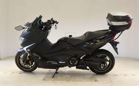 YAMAHA T-MAX 530 DX 2018 SJ15J