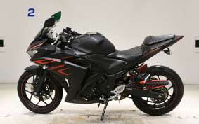 YAMAHA YZF-R25 A