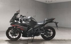 YAMAHA YZF-R25 RG10J