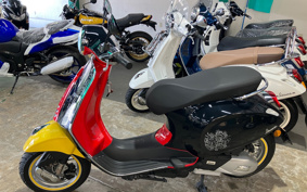 VESPA PRIMA BEIGE RA125 MICKEY ED