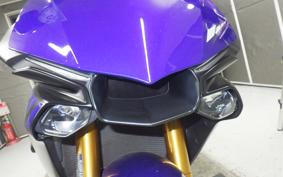 YAMAHA YZF-R1 2019
