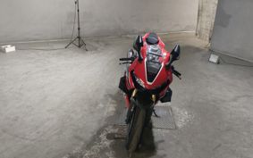 HONDA CBR1000RR 2018 SC77