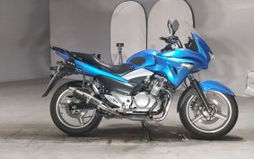 SUZUKI GSR250S GJ55D